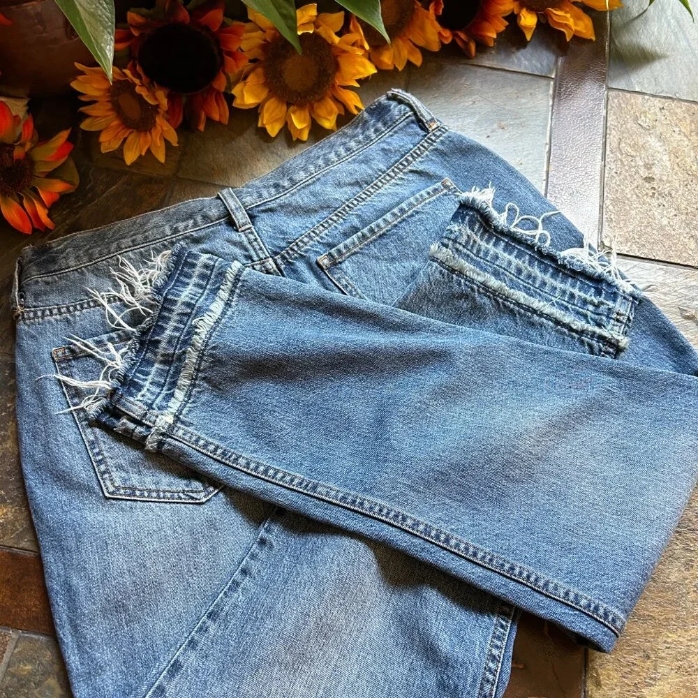 We the Free Button-Fly Jeans w/Double-Frayed Hem - Picture 15 of 16
